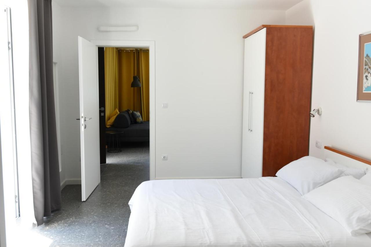 Buric House - Apartments Klasik And Studio Mini Rovigno Esterno foto